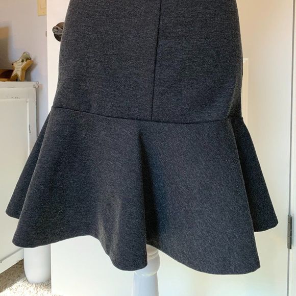Daisy Fuentes Gray Career Flare skirt - Picture 3 of 7